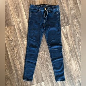 American Eagle Dark Wash Jean Skinny / Jegging - Women’s 10